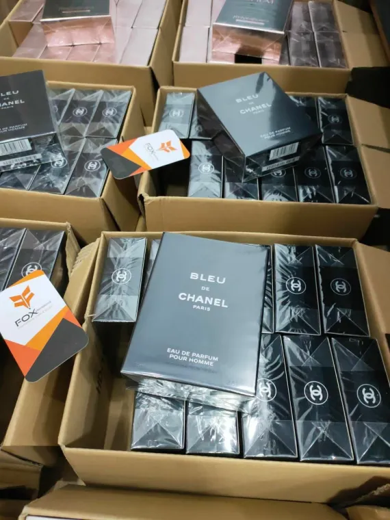 Buy Original Perfumes Pallet