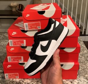 Authentic Nike sneakers pallets