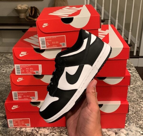 Authentic Nike sneakers pallets