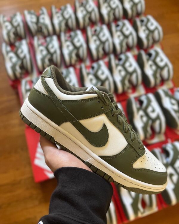 Authentic Nike sneakers pallets