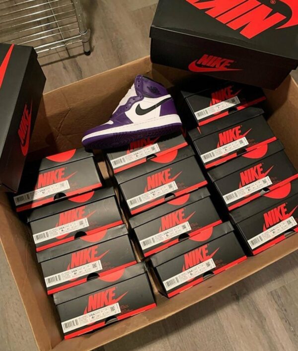 Authentic Nike sneakers pallets