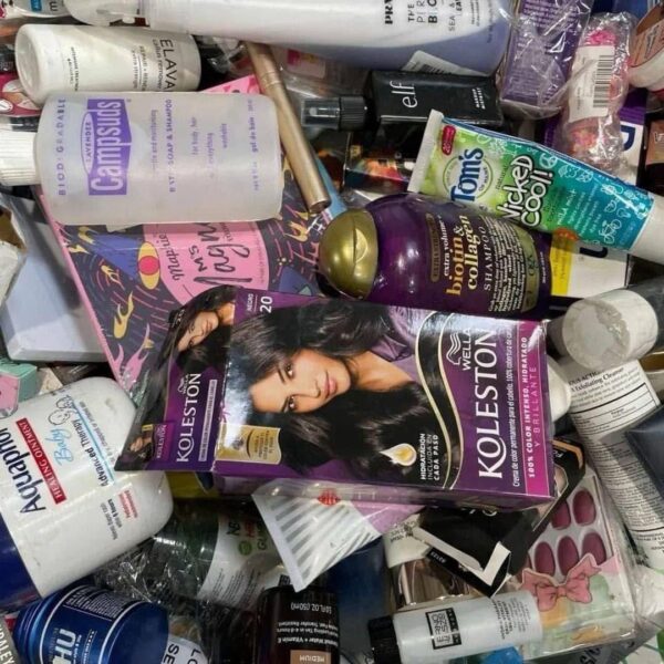 img_1054 Cosmetic pallet