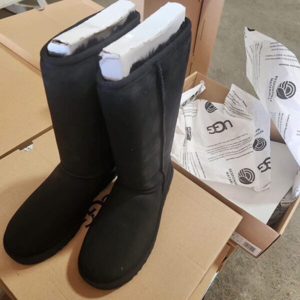 Brand New UGG Boots & Slippers in Bulk